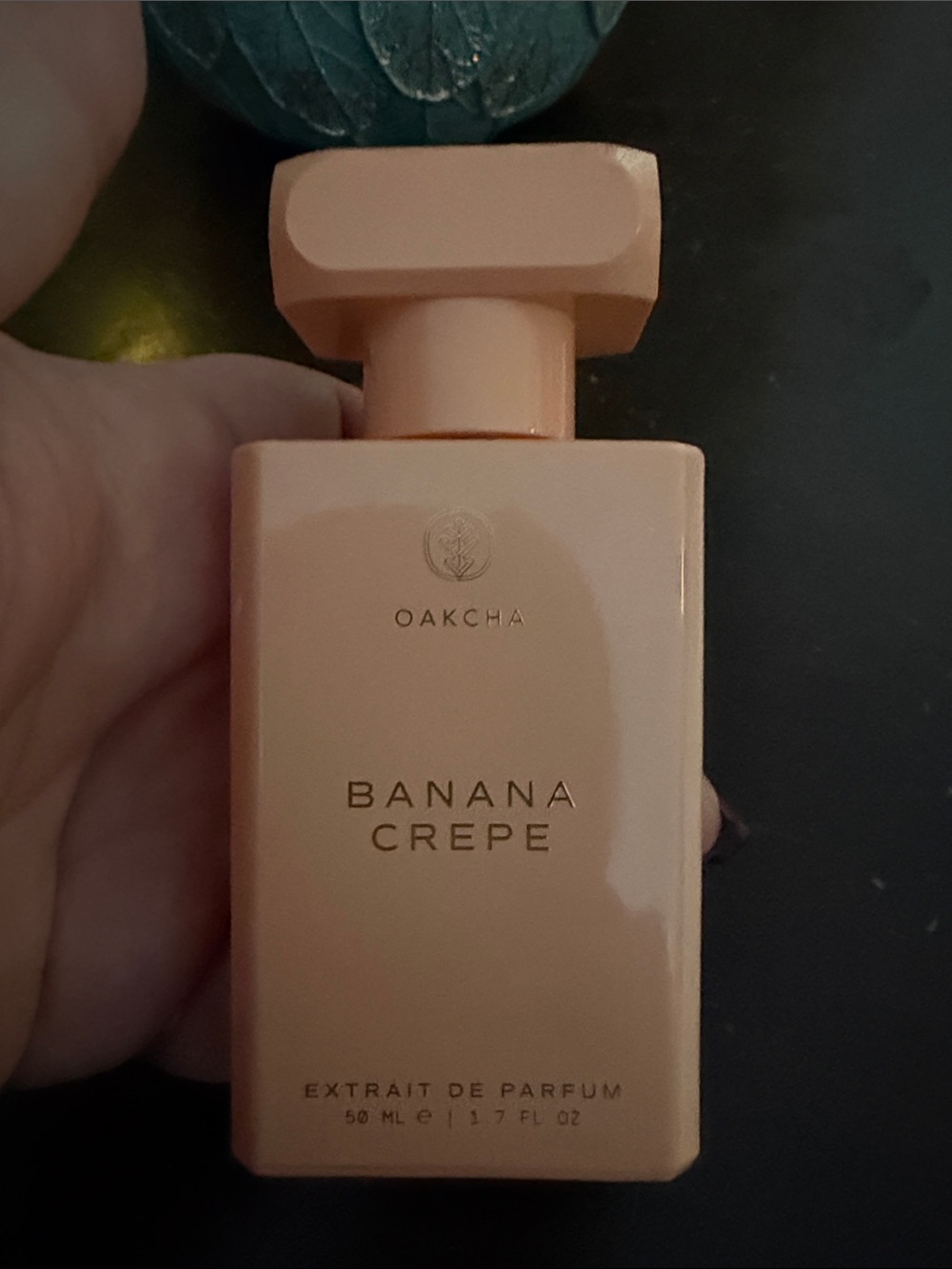 Oakcha Banana Crepe Extrait de Parfum — Peach Bottle